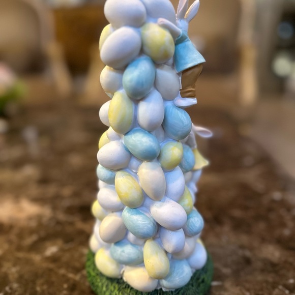 Delightful Easter bunny and egg tree table decor. - Picture 3 of 5